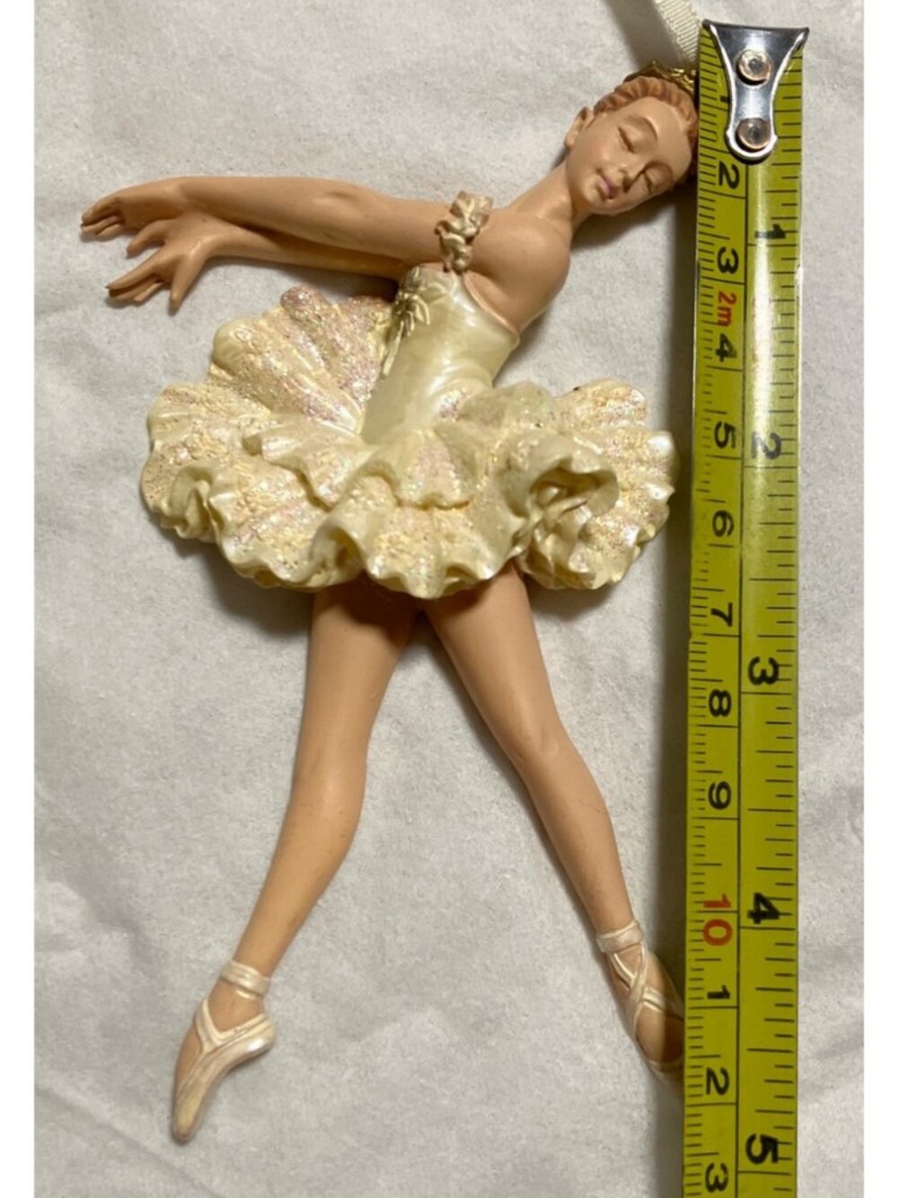 Ballet Dancer Ballerina Christmas Hanging Ornament Figurine - Picture 9 of 11